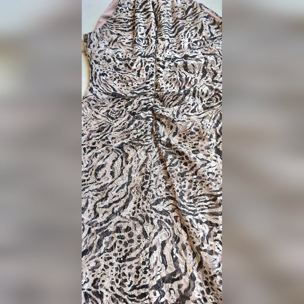 Xscape Lace & Sequin animal print Halter Dress Size 10 - Picture 9 of 13